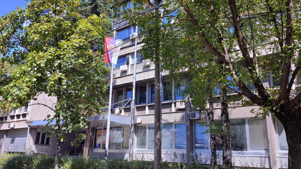 Fakultetu političkih nauka preti isključenje struje zbog duga od 450.000 dinara