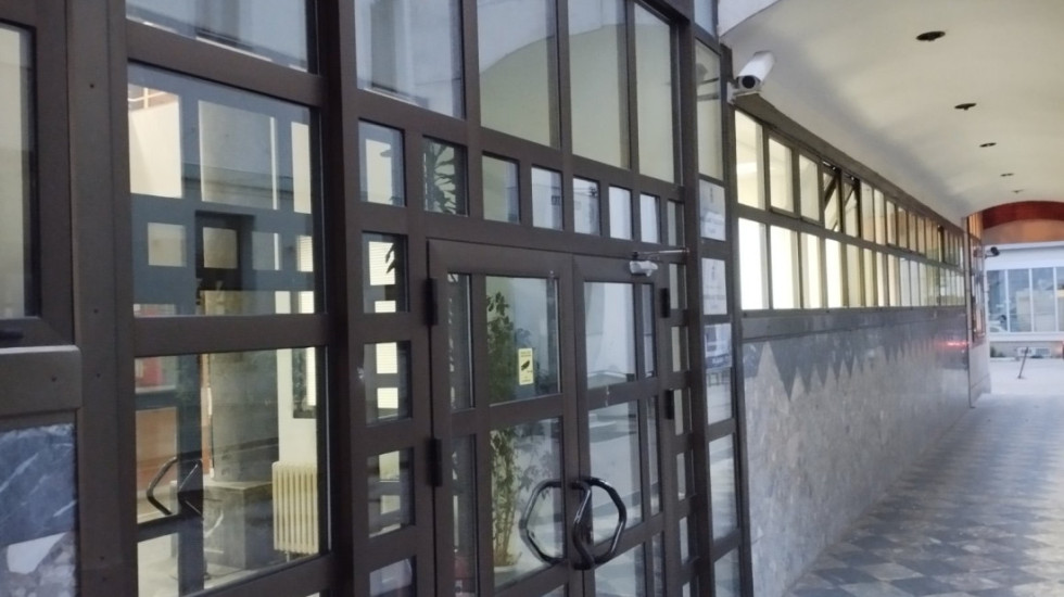 (FOTO) Ministarstvo pravde: Sanirana oštećenja na zgradi tužilaštva i suda u Valjevu, stvoreni uslovi za nastavak rada