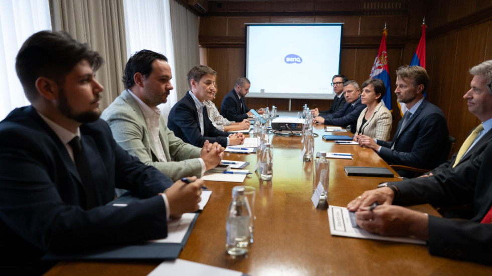 Brnabić sa šefovima Kvinte i Delegacije EU: Nasilje udar na ustavni poredak, neophodna reakcija međunarodne zajednice