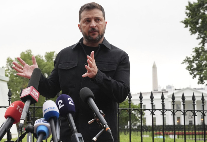 Zelenski: O pitanju teritorija Ukrajine će odlučivati narod - na izborima ili referendumu