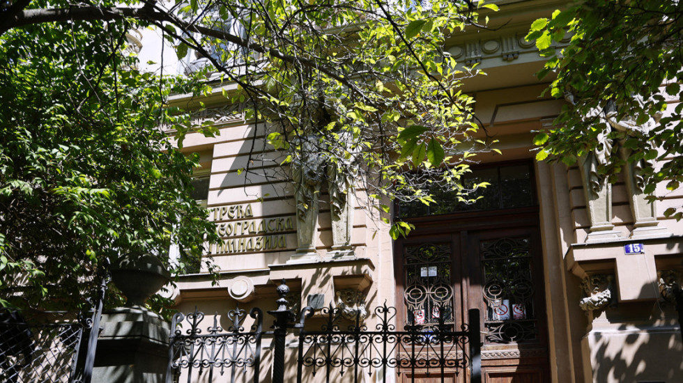 Učenici Treće beogradske gimnazije stupaju u dvodnevni bojkot nastave u znak podrške Dijani Hrki