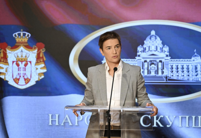 Brnabić: Od 1. oktobra novo povećanje plate prosvetarima, biće izjednačena sa republičkim prosekom