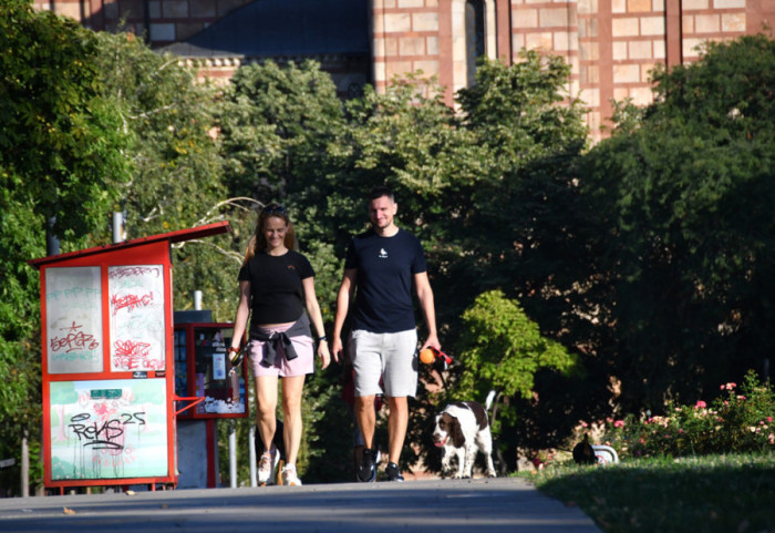Pretežno sunčano i toplije, ponegde se očekuje slaba kiša