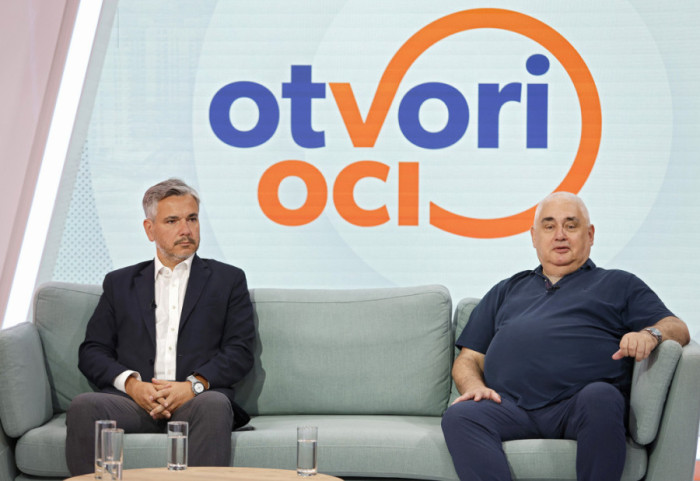 (VIDEO) Od blokada do antiblokada: Univerzitetski profesori o tome šta ulice pokazuju i ima li prostora za dijalog