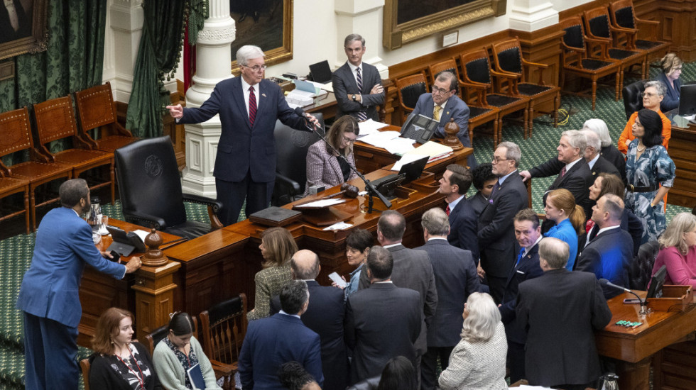 (FOTO) Kongresmeni u Teksasu izglasali novu izbornu mapu koja će doneti prednost republikancima