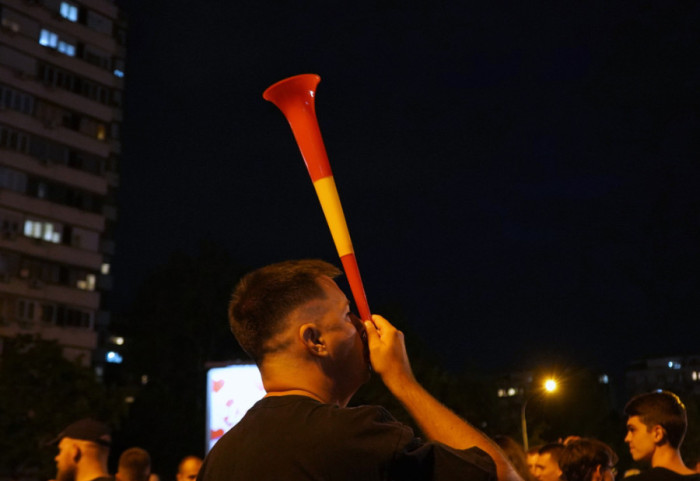 (VIDEO) Protesti u Srbiji: Studenti iz Rume peške stigli do Sremske Mitrovice, u Nišu skup kod hale Čair