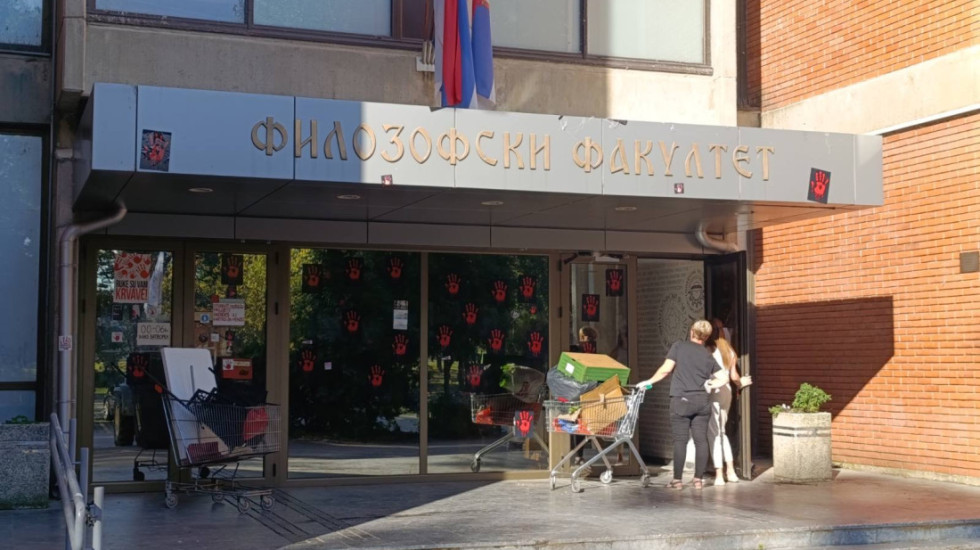 Filozofski fakultet u Novom Sadu: Ispitni rok počinje u ponedeljak, policija će tad napustiti zgradu