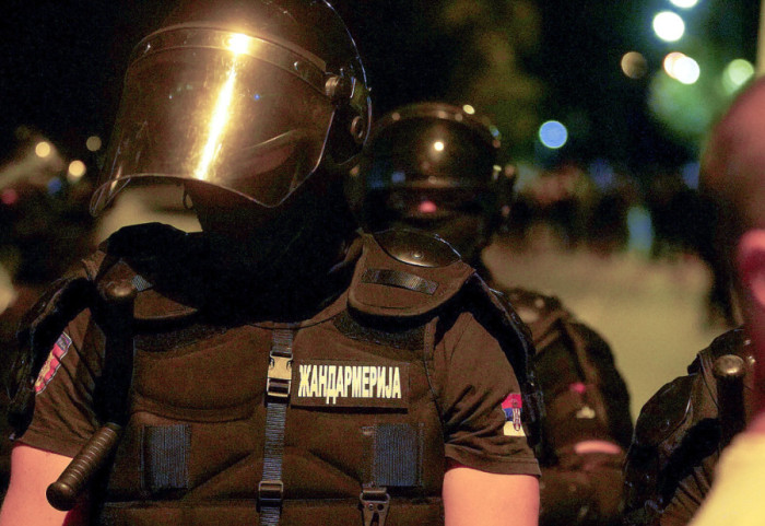 Policija intervenisala u Kosjeriću na skupu "Stop blokadama", povređena tri pripadnika MUP: Priveden muškarac (47)