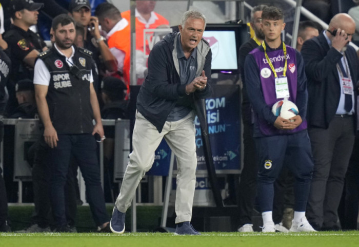 Žoze Murinjo nije više trener Fenerbahčea