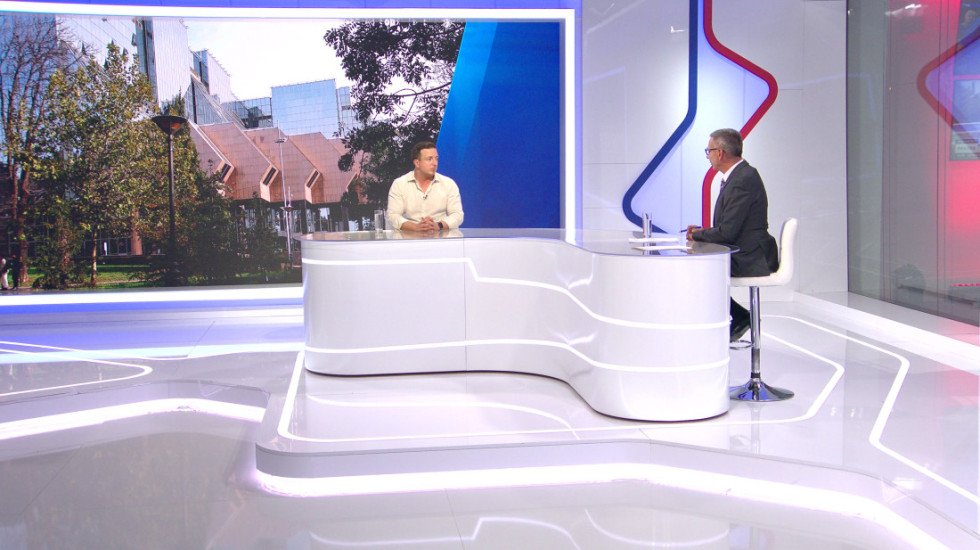 (VIDEO) Sve je mrtvo slovo na papiru bez kontrole: Ekonomista za Newsmax Balkans o ograničenju marži i smanjenju kamata