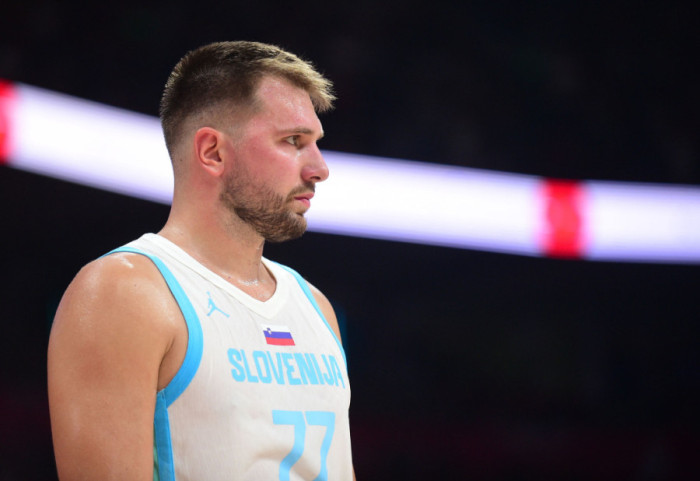 Košarkaši Slovenije poraženi od Francuske na Evrobasketu, dominacija Luke Dončića nedovoljna