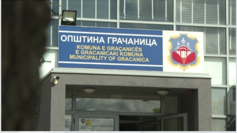 (VIDEO) Priština upisuje nove birače uoči lokalnih izbora u Gračanici: Srbi se iseljavaju, broj Albanaca se povećava