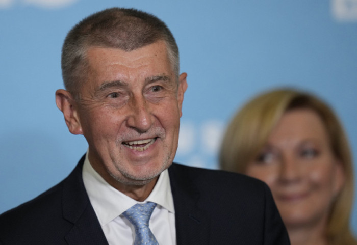 Bivši češki premijer Andrej Babiš napadnut na predizbornom skupu