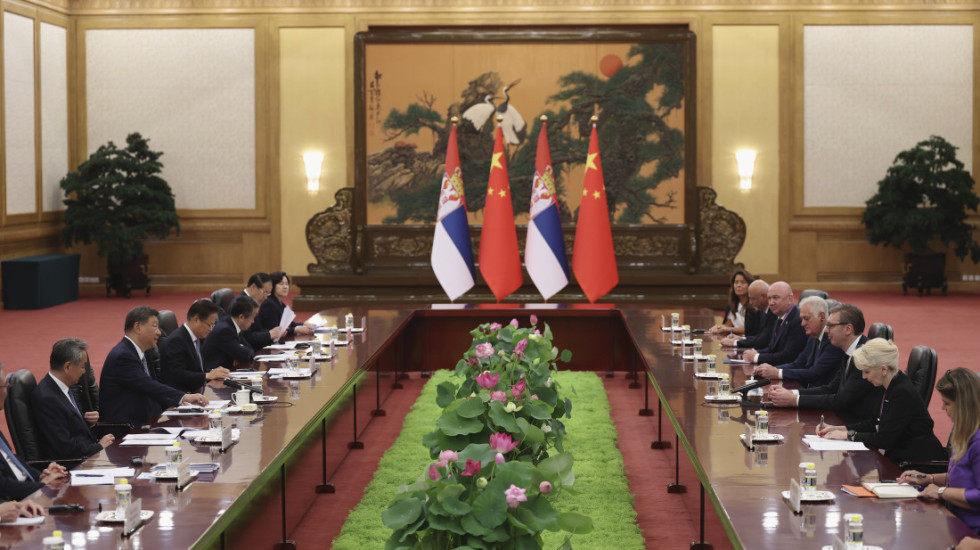 President of Serbia Meets with Xi Jinping