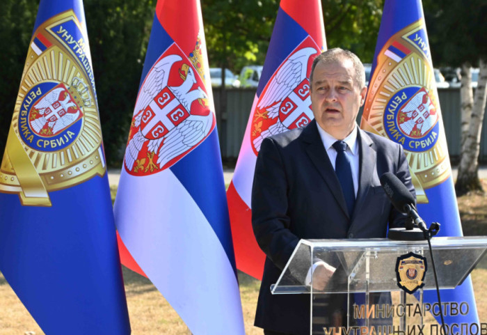 Doktor KCS o Dačićevom zdravstvenom stanju: Trenutno je na respiratoru, borimo se za njegov život