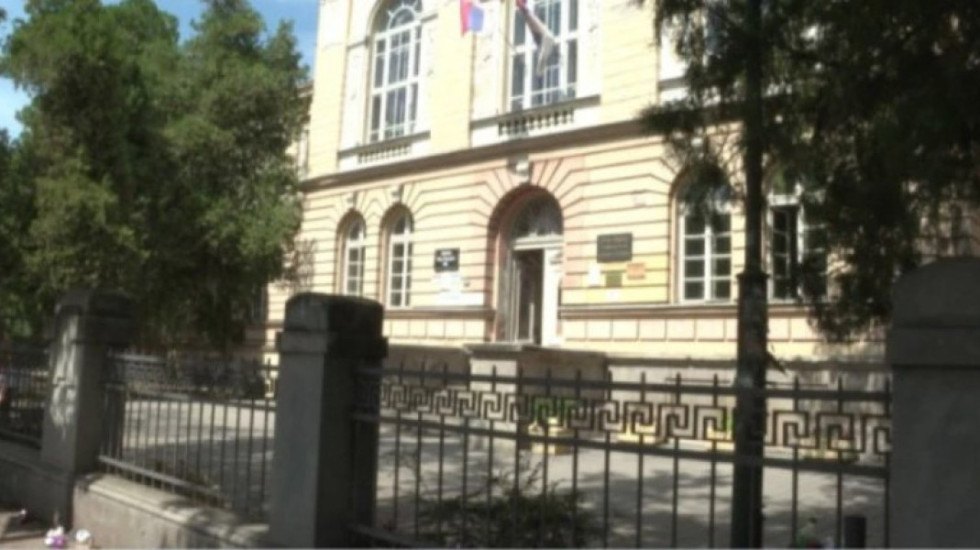 Đaci Prve gimnazije "Stevan Sremac" u Nišu započeli bojkot nastave