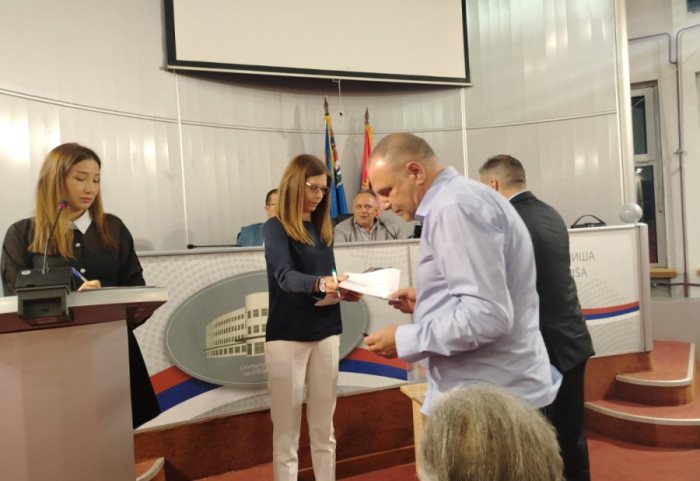 Gradsku vlast u Nišu podržao i jedan odbornik opozicije: Kako je vladajuća većina dobila još jedan glas