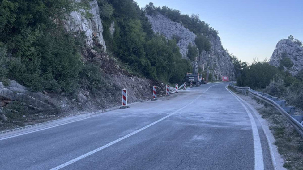 Put Cetinje–Budva ponovo otvoren za saobraćaj, završeno uklanjanje odrona