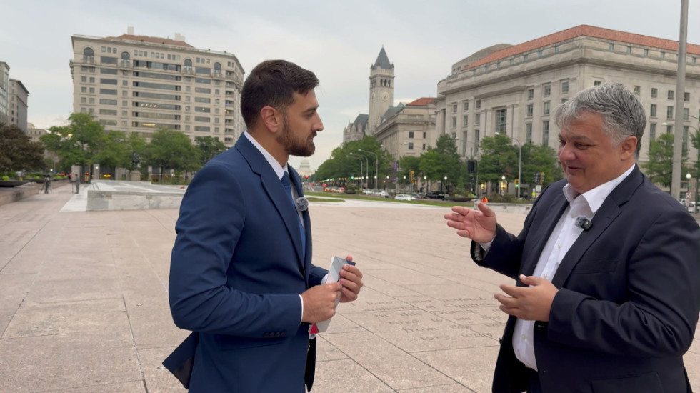 (VIDEO) Lučić za Newsmax Balkans: Očekujem podršku od SAD za treću licencu za mobilnu telefoniju na KiM