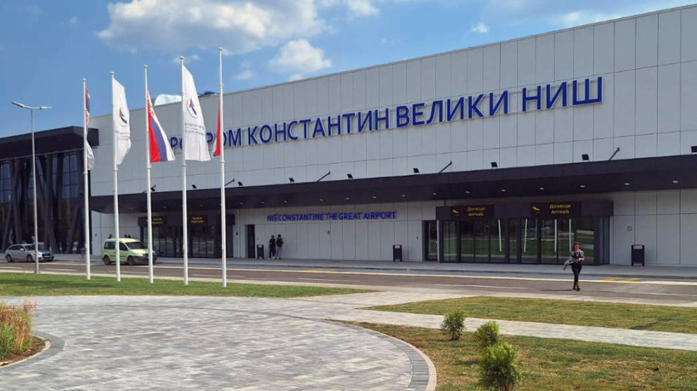 Vlada osnovala radnu grupu za modernizaciju niškog aerodroma