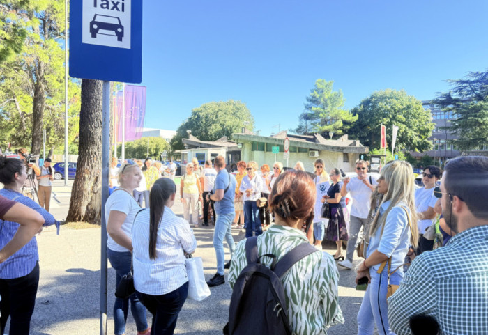 Protest medicinskih sestara i tehničara Kliničkog centra Crne Gore