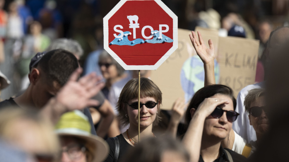Širom nemačke protesti zbog klimatskih promena i protiv abortusa