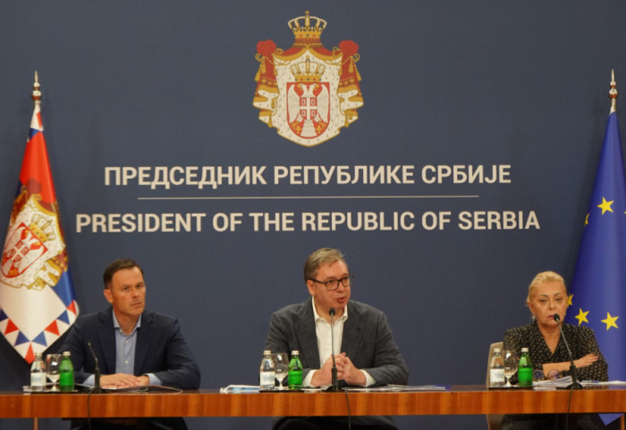 (VIDEO) Vučić: Predložićemo zakon o legalizaciji 4,8 miliona objekata, za samo 100 evra