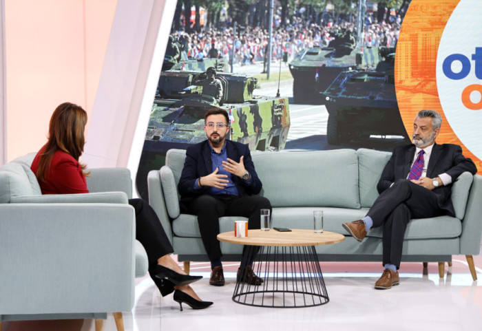 (VIDEO) Izraz državne snage ili spektakl za unutrašnju upotrebu: Obrknežev i Miletić o vojnoj paradi