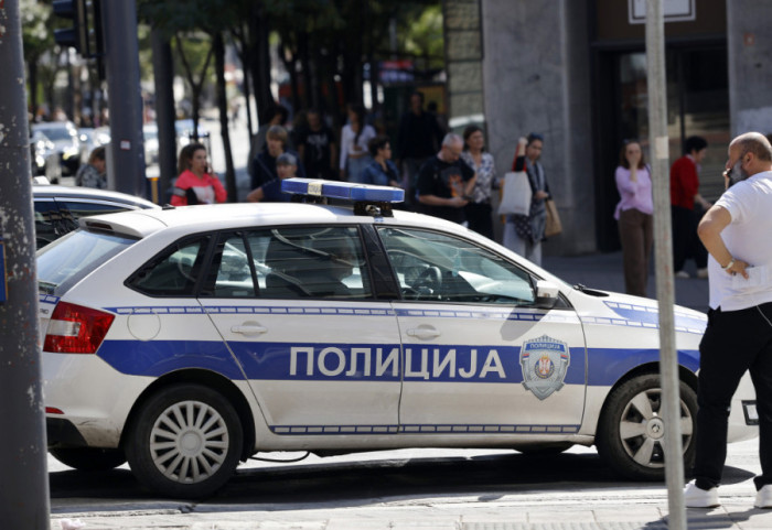 Određen pritvor majci (20) bebe koja je preminula nakon pada niz stepenice u Laćarku