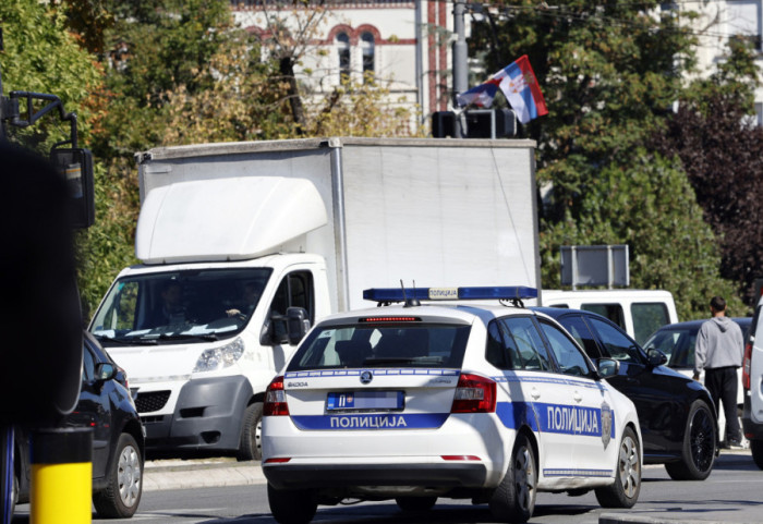 Jedna osoba poginula, jedna povređena u sudaru tri automobila kod Užica