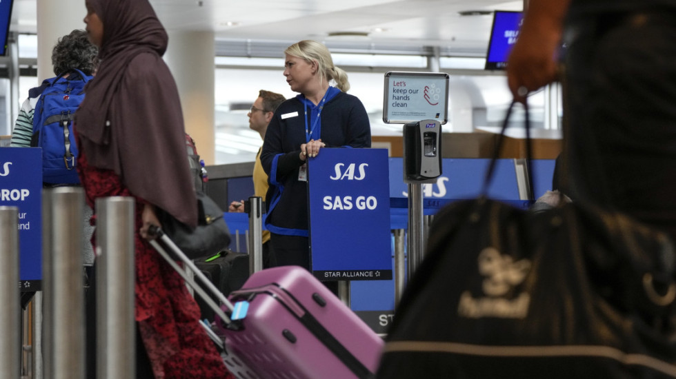 Zatvoren najveći danski aerodrom u Kopenhagenu: "Viđena su dva do tri velika drona"