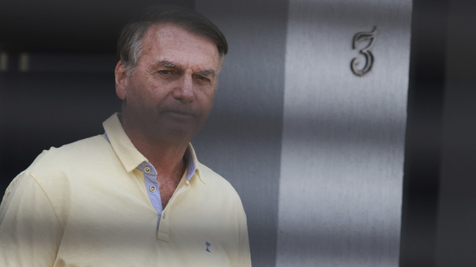 Bivši predsednik Brazila dobio nanogicu, preti mu kazna do 40 godina za organizovanje puča