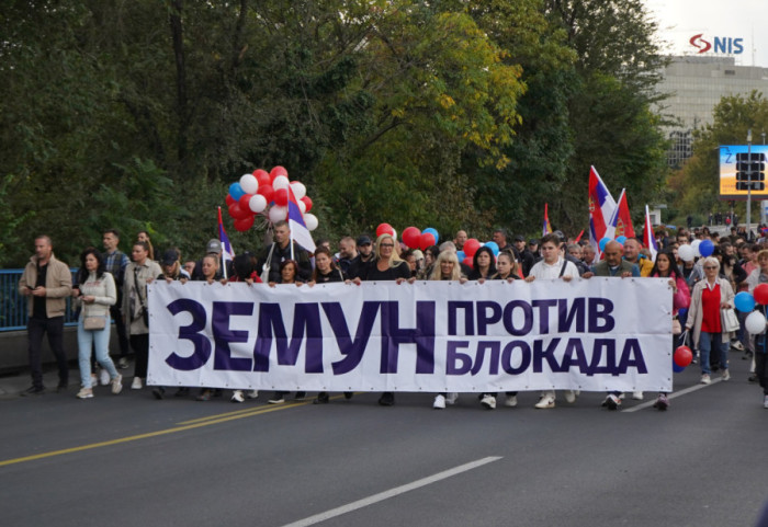 (FOTO/VIDEO) Okupljanja "Građani protiv blokada" širom Srbije, u Novom Sadu blokiran Klisanski most