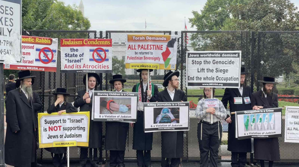 Rabin sa protesta ispred Bele kuće: "Molimo Trampa da ne podržava prevaranta Netanjahua, cionizam nije judaizam"