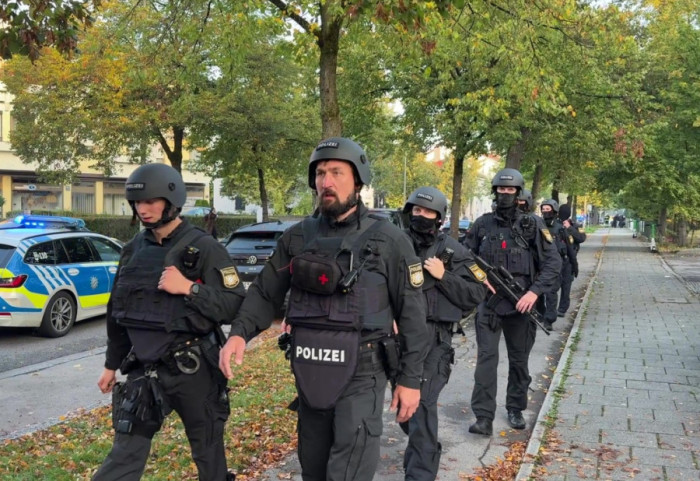 (FOTO) Privremeno zatvoren Oktobarfest: Jedna osoba ubijena u pucnjavi i eksplozijama u Minhenu