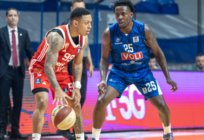 Zvezda vraća Jaga u tim, Brazilac doputovao u Beograd