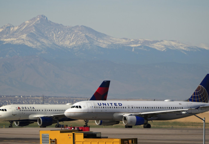 Širom SAD otkazane stotine letova zbog snega i problema sa softverom