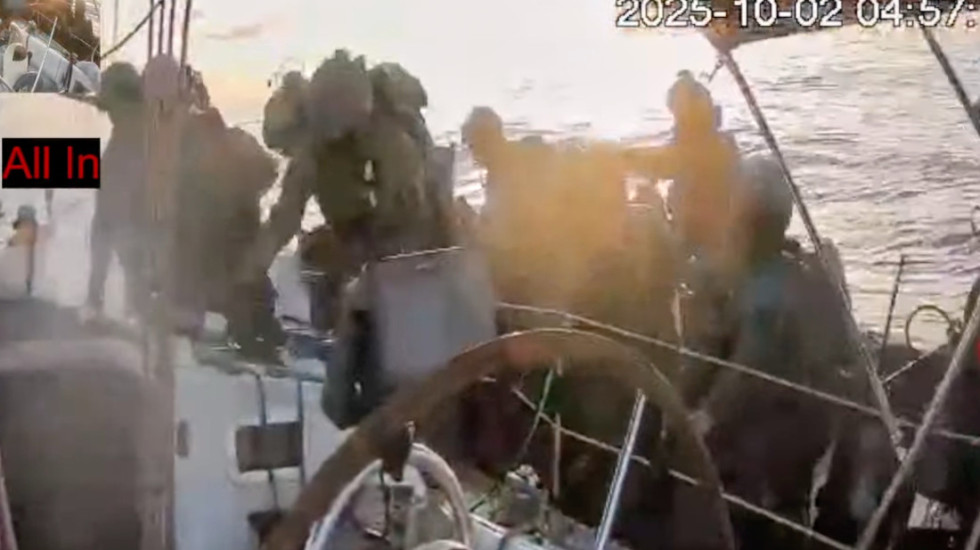 Israel Stops Humanitarian Flotilla Near Gaza: Among Those Detained is a Serbian Activist; Vucic Responds