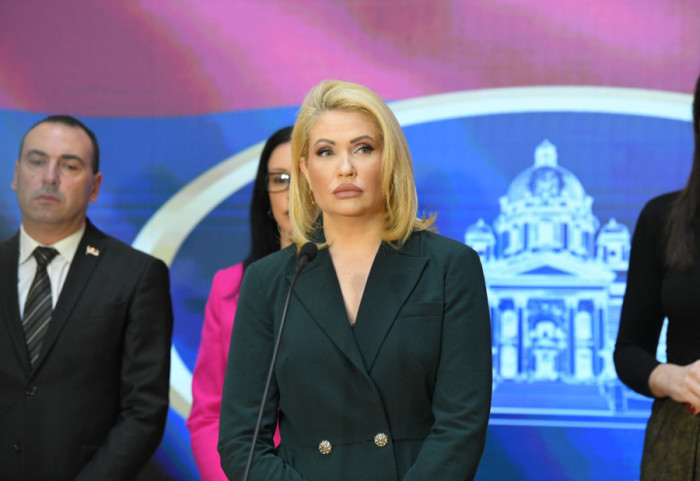 MUP: Privedena žena koja je napala Sandru Božić i povredila joj ruku