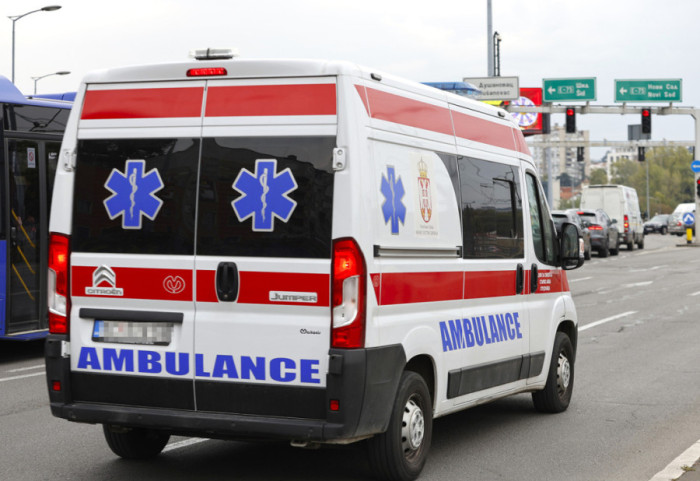 U saobraćajnoj nesreći kod Malog Iđoša poginula jedna osoba, druga prevezena u bolnicu