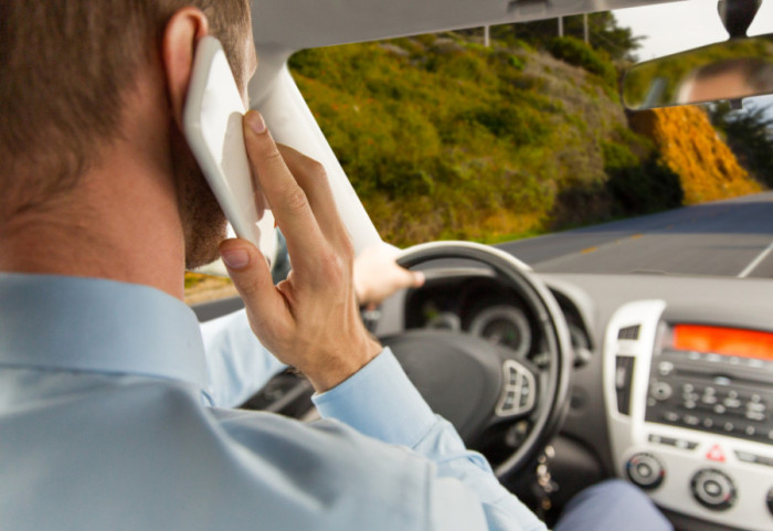 Stručnjak za bezbednost u saobraćaju: Panik taster u EU spasi 2.500 života godišnje, Srbiji fali nacionalni kol centar