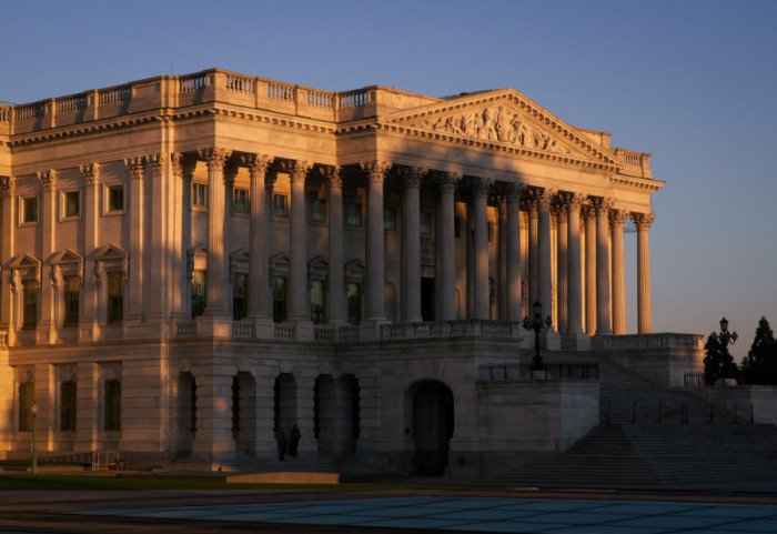 Okončana šestonedeljna "pat-pozicija": Iznenadan politički preokret u Senatu otvorio put za kraj "shutdowna" u SAD