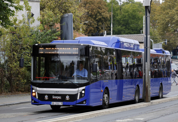 GSP: Izmenjeno nekoliko autobuskih linija zbog pucanja vodovodne cevi u Zemunu