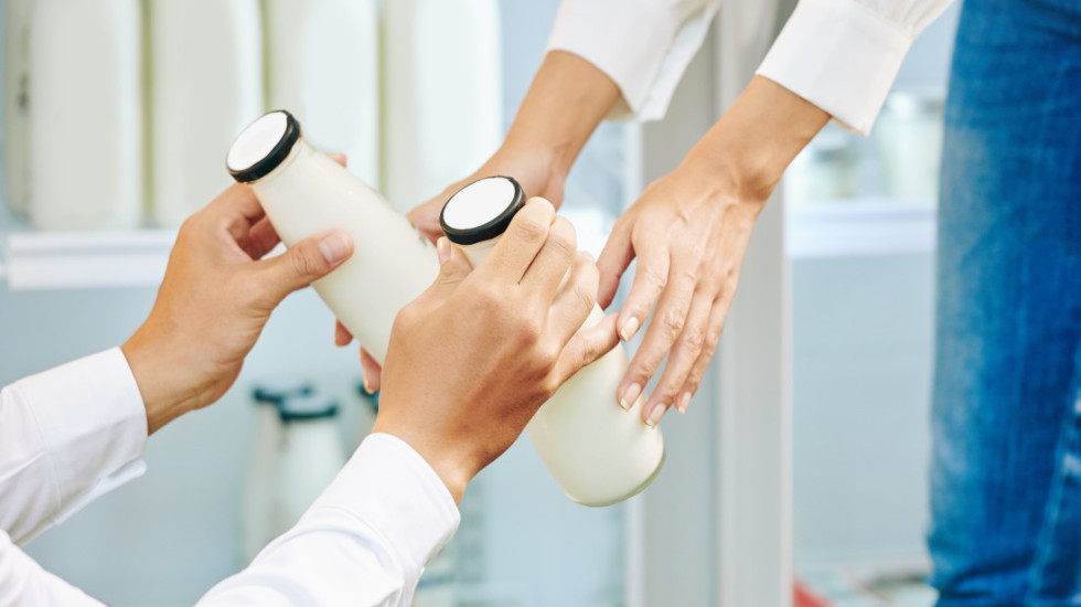 Glamočić o mleku: Neophodno povećati potrošnju, među mladima stavljeno na crnu listu namirnica