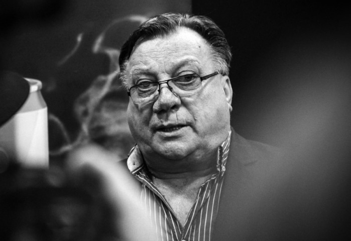 Preminuo pevač Halid Bešlić