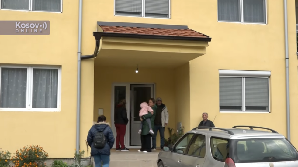 Stan porodice Bojić iz Leposavića opština dodelila Albancu: "Ne znamo gde ćemo ako nas isele, nemamo gde da idemo"