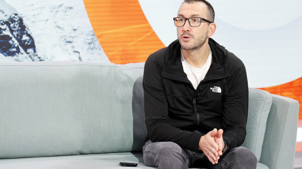 Alpinista o drami na Mont Everestu: Za 24 sata palo metar snega, nisu bili spremni na to