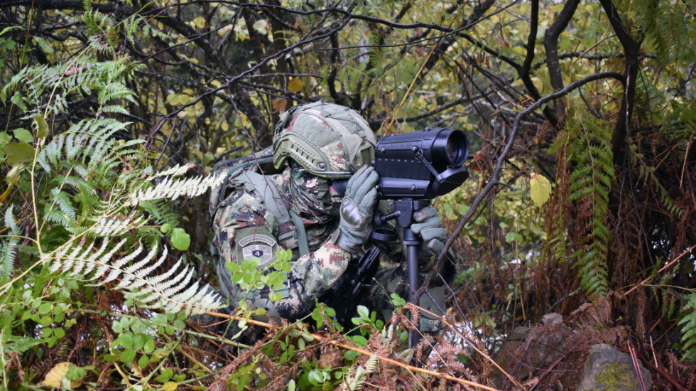 Vraća se vojni rok u Srbiji – jesu li mladi spremni da ostave mobilne telefone i uzmu pušku u ruke
