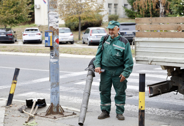 Zaposleni u Sloveniji koji se bliže penziji ostajaće kraće na poslu: Zašto u Srbiji nije tako?