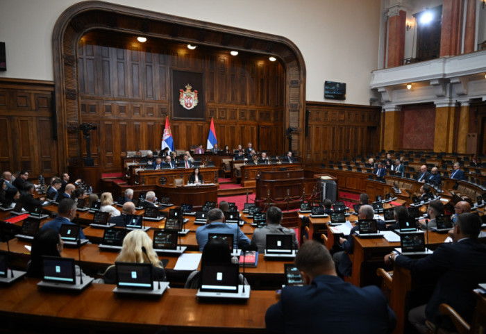 Nastavljena sednica Skupštine Srbije: Poslanička pitanja, pa rasprava o amadmanima